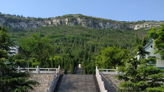 济南九顶山风景区简介图片